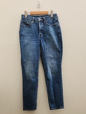 Old Navy O.G. Straight Leg Medium Blue Denim Jeans